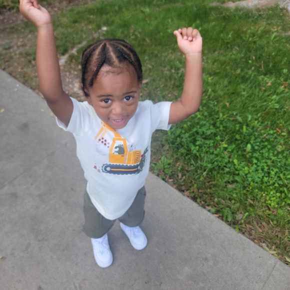 Meet your seller! - Picture 5 of 8